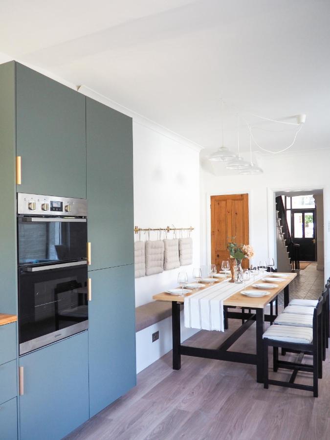 Coorie Away -